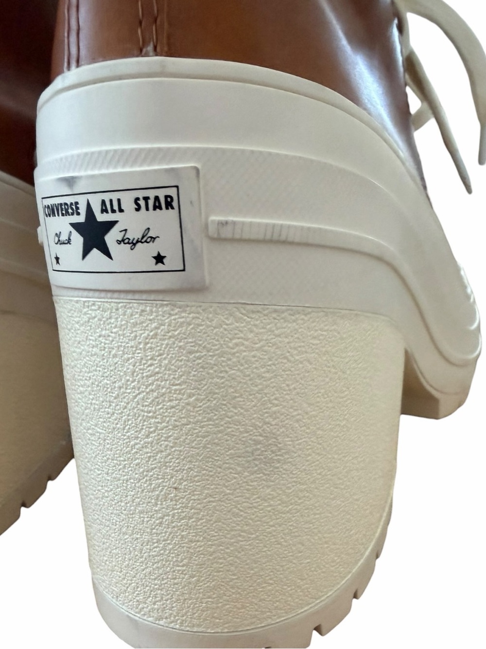 Converse Chuck 70 De Luxe Heel Cognac Brown Platform Bootie Heels NWOB Size 8.5 - Picture 10 of 11